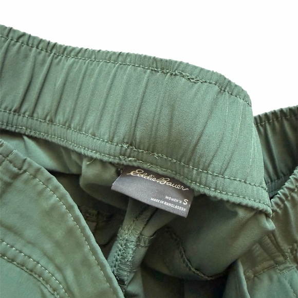 Eddie Bauer Women's Traveler Ankle Pants - Picture 7 of 9